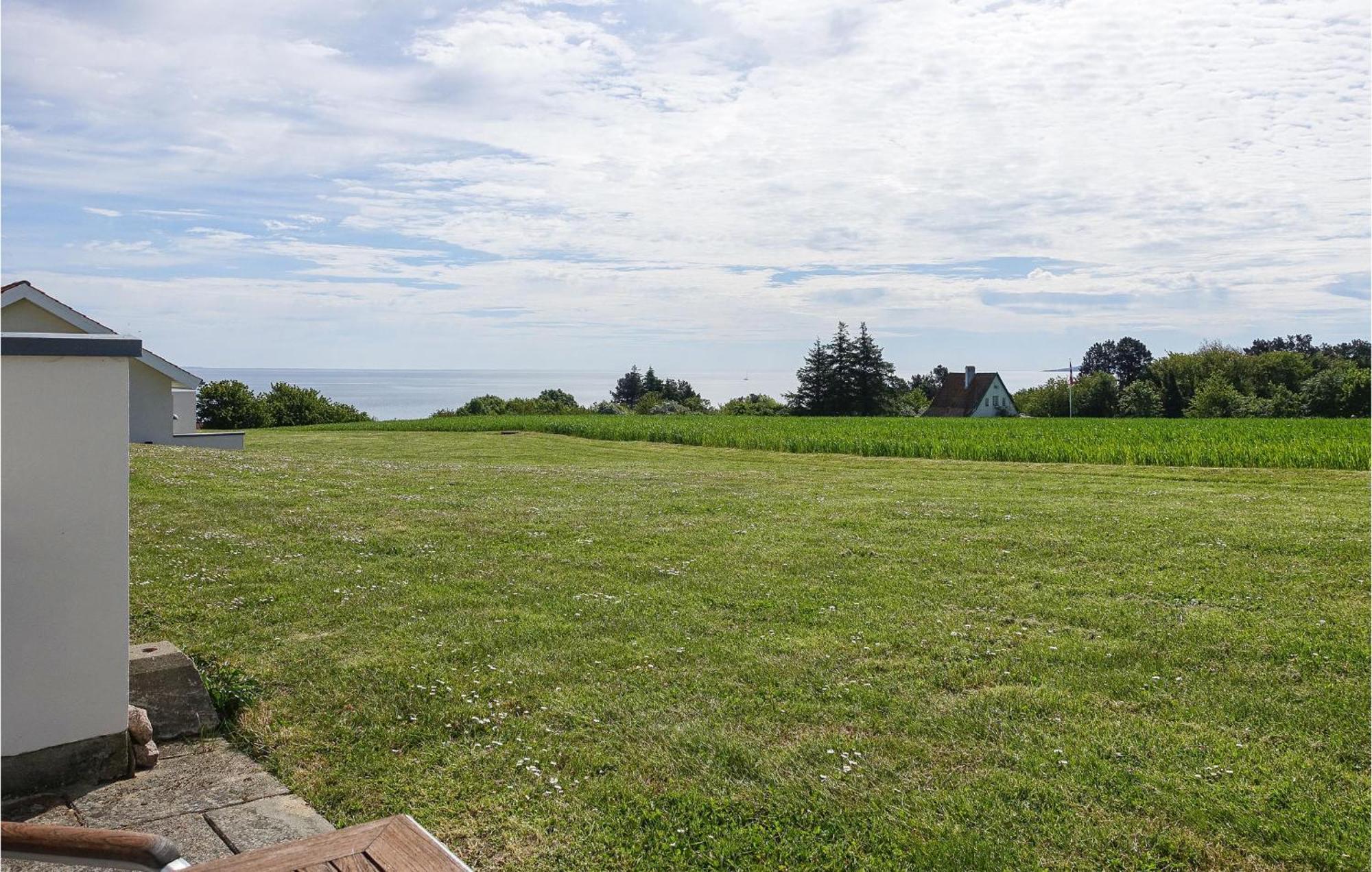 Nice Apartment In Allinge With House Sea View Exterior photo